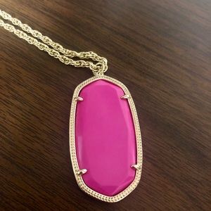 Kendra Scott Reid Pendant Necklace Magenta